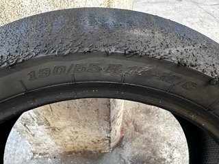 Juego Ruedas slick Dunlop GP Race Medium