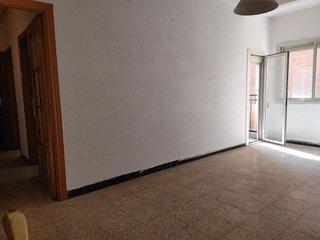 Piso en venta en Sants-Badal en Barcelona
