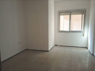 Piso en venta en Sants-Badal en Barcelona