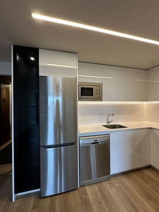 Piso en alquiler en Valdeacederas en Madrid