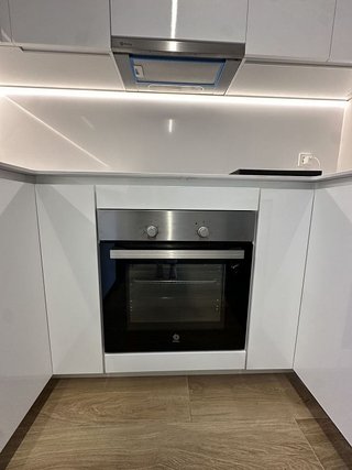 Piso en alquiler en Valdeacederas en Madrid