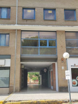 Oficina en venta en Parque Alcosa - Jardines del Edén en Sevilla