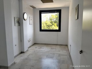 Oficina en venta en Parque Alcosa - Jardines del Edén en Sevilla