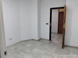 Oficina en venta en Parque Alcosa - Jardines del Edén en Sevilla