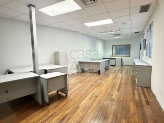 Local comercial en venta en Barrio de Abando en Bilbao