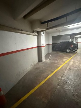Garaje en venta en Navas en Barcelona