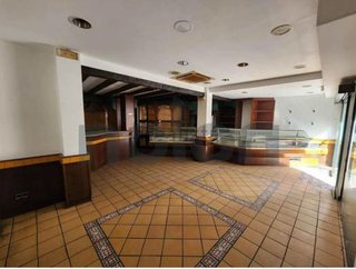 Local comercial en venta en Vallparadís en Terrassa