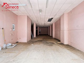 Local comercial en venta en Viñuela - Rescatado en Córdoba