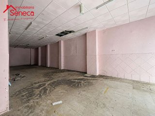 Local comercial en venta en Viñuela - Rescatado en Córdoba