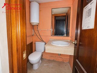 Local comercial en venta en Viñuela - Rescatado en Córdoba