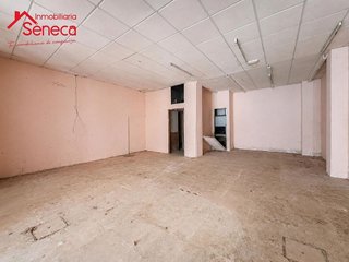 Local comercial en venta en Viñuela - Rescatado en Córdoba