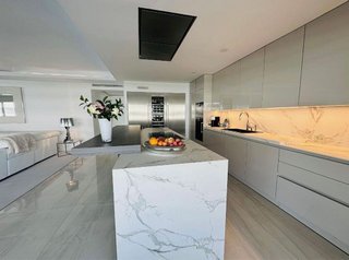 Piso en alquiler en Puerto Banús en Marbella