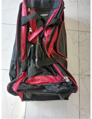 Travelers Club Xpedition - 77 -0 L Bolsa de Lona Vertical con múltiples Bolsillos y Ruedas de 76 cm