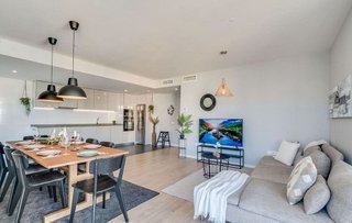 Piso en alquiler en Nueva Andalucía centro en Marbella