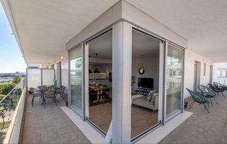 Piso en alquiler en Nueva Andalucía centro en Marbella