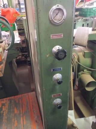 Prensa de Armar Cascos 2300x1500mm Utiles