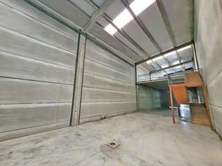 Nave industrial en venta en Estación-Manantiales en Guadalajara