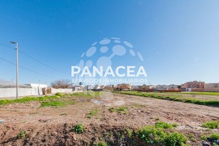 Terreno en venta en Roquetas Centro en Roquetas de Mar