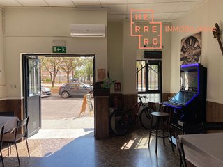 Local comercial en venta en Este en Castellón de la Plana
