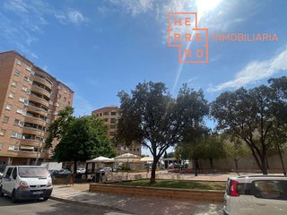 Local comercial en venta en Este en Castellón de la Plana