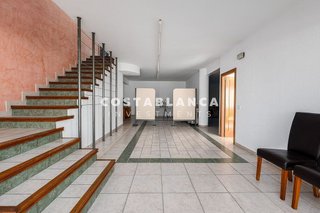 Local comercial en venta en Zona l'Olla en Altea