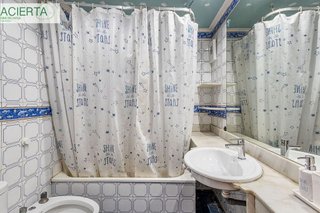 Piso en venta en Barrio de Zaidín en Granada