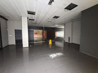 Local comercial en venta en El Antiguo en San Sebastián-Donostia