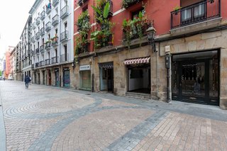 Local comercial en venta en Casco Viejo en Bilbao