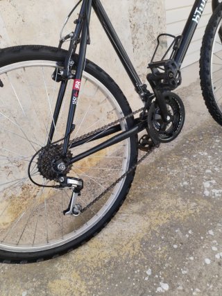 Bicicleta Rockrider B'Twin 26 x 1.95.IMPOLUTA.