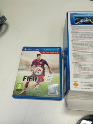 Sony PS Vita Legacy Edition FIFA 14 y 15