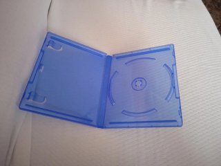 Caja azul vacía PS4