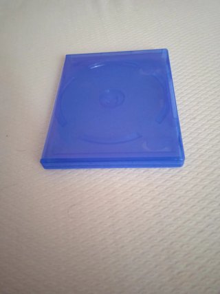 Caja azul vacía PS4
