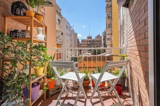Piso en venta en La Salut en Barcelona