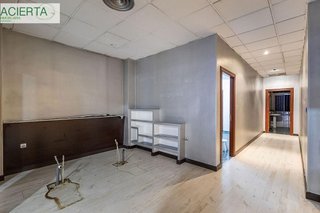 Local comercial en venta en Pajaritos - Plaza de Toros en Granada