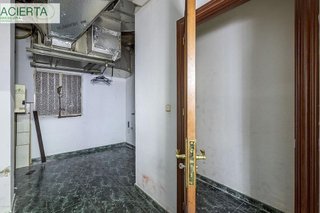 Local comercial en venta en Pajaritos - Plaza de Toros en Granada