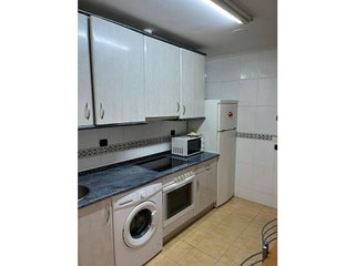 Piso en alquiler en Universidad - Los Lirios en Logroño