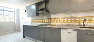 Casa adosada en venta en Bola de Oro - Serrallo en Granada