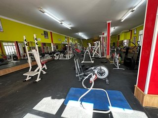 Local comercial en venta en Tomelloso