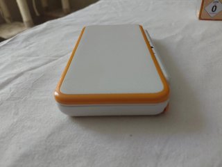 Nintendo 2DS XL Arancione/Bianco con scatola