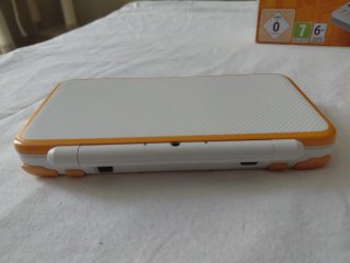 Nintendo 2DS XL Arancione/Bianco con scatola