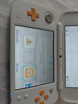 Nintendo 2DS XL Arancione/Bianco con scatola