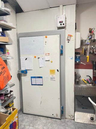 Mobiliario de tienda