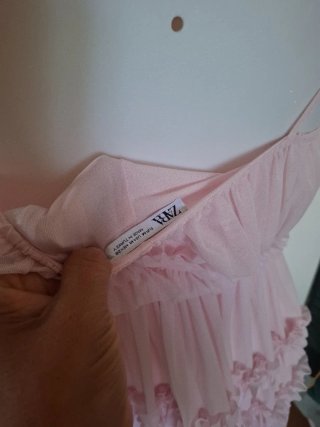 Vestido Zara rosa volantes
