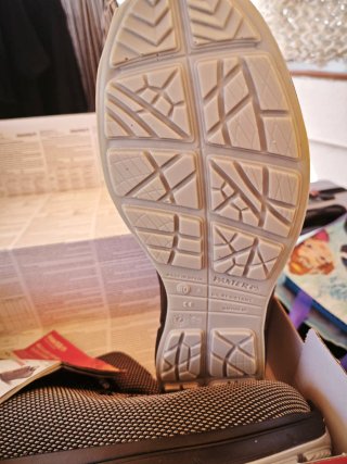 Zapatos de seguridad PANTER gris,puntera de hierro