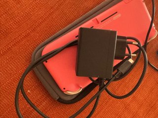 Nintendo Switch Lite Coral