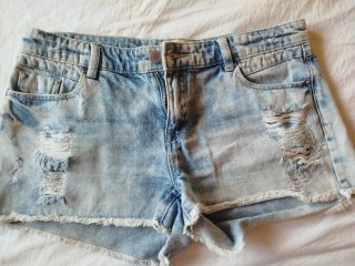Shorts vaqueros Stradivarius desgastados