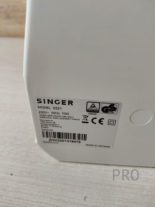 Máquina de Coser Mecánica - SINGER
