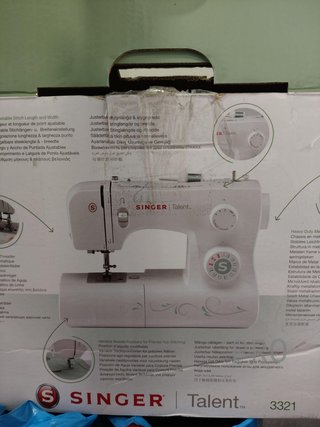 Máquina de Coser Mecánica - SINGER