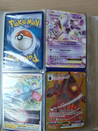 Álbum Cartas Pokémon Charizard Pikachu