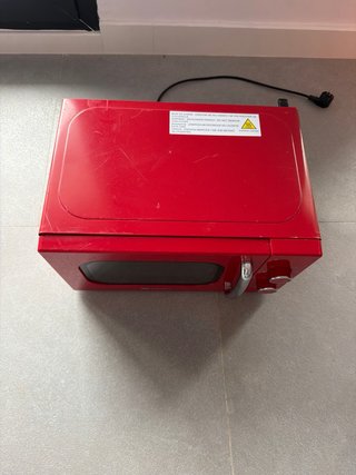 Microondas Rojo Mandine